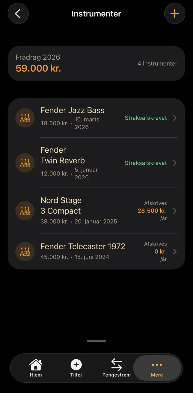 Instrumenter-skærm: 4 instrumenter, samlet fradrag 2026 = 59.000 kr. Fender Jazz Bass og Twin Reverb straksafskrevet, Nord Stage 3 afskrives 28.500 kr/år, Fender Telecaster 1972